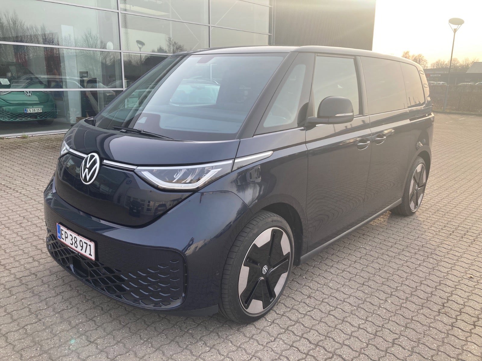 VW ID.Buzz 79 Life+ SWB