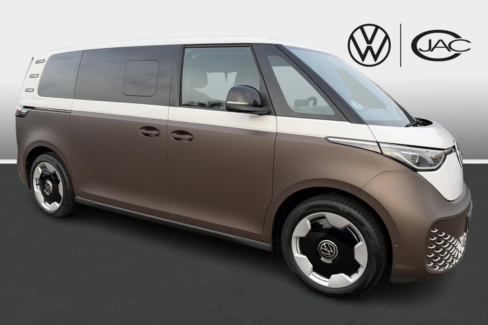 VW ID. Buzz 86 Style 7prs LWB