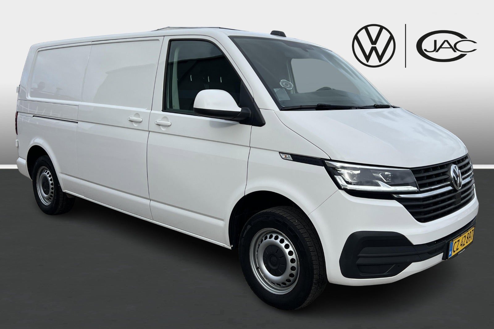 VW Transporter 2,0 TDi 150 Kassevogn DSG lang