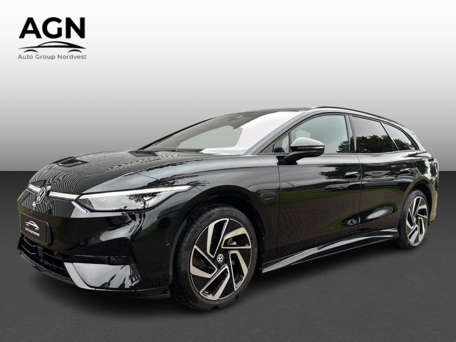 VW ID.7 77 Black Style Tourer