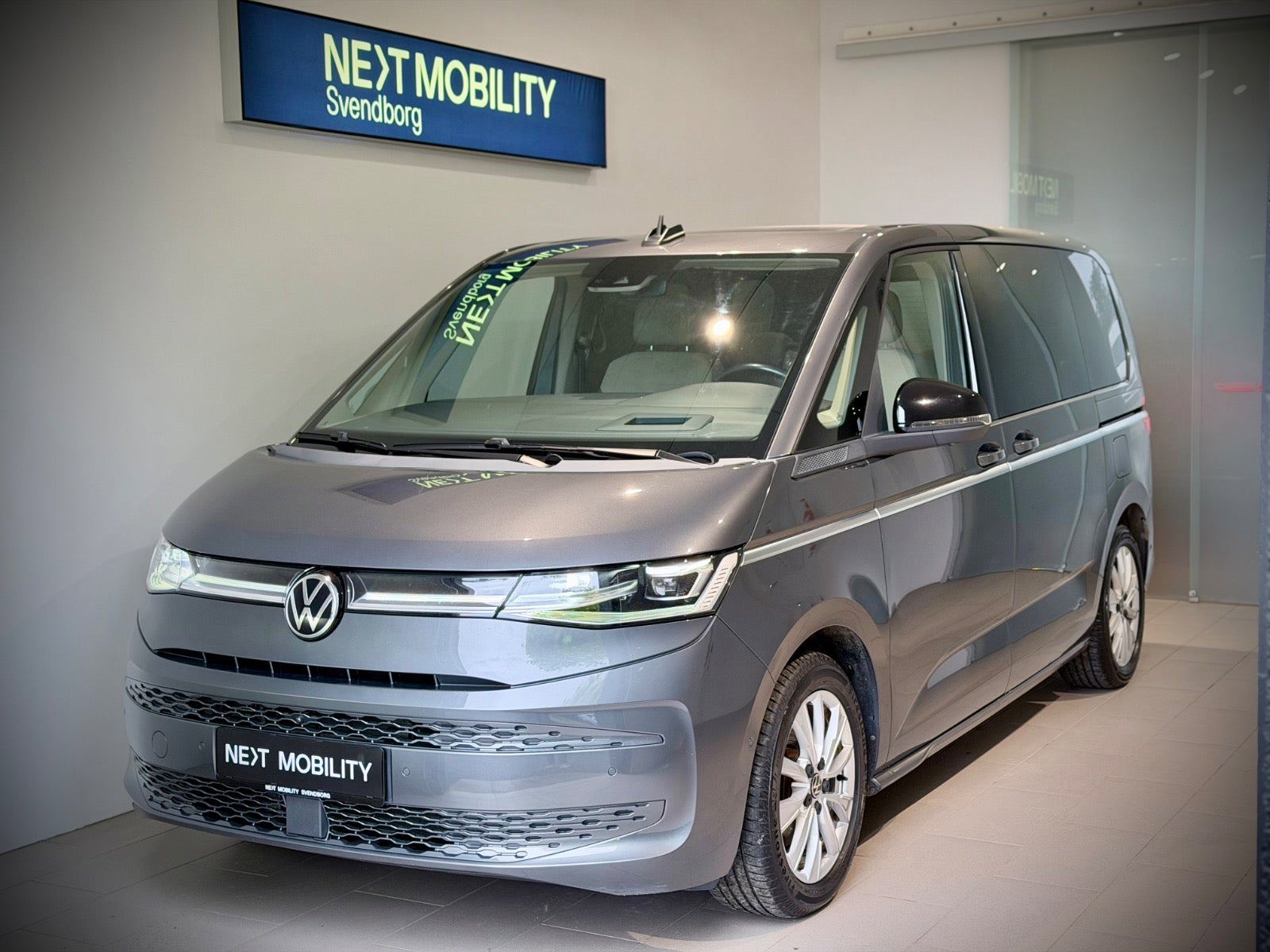 VW Multivan 1,4 eHybrid Style DSG kort