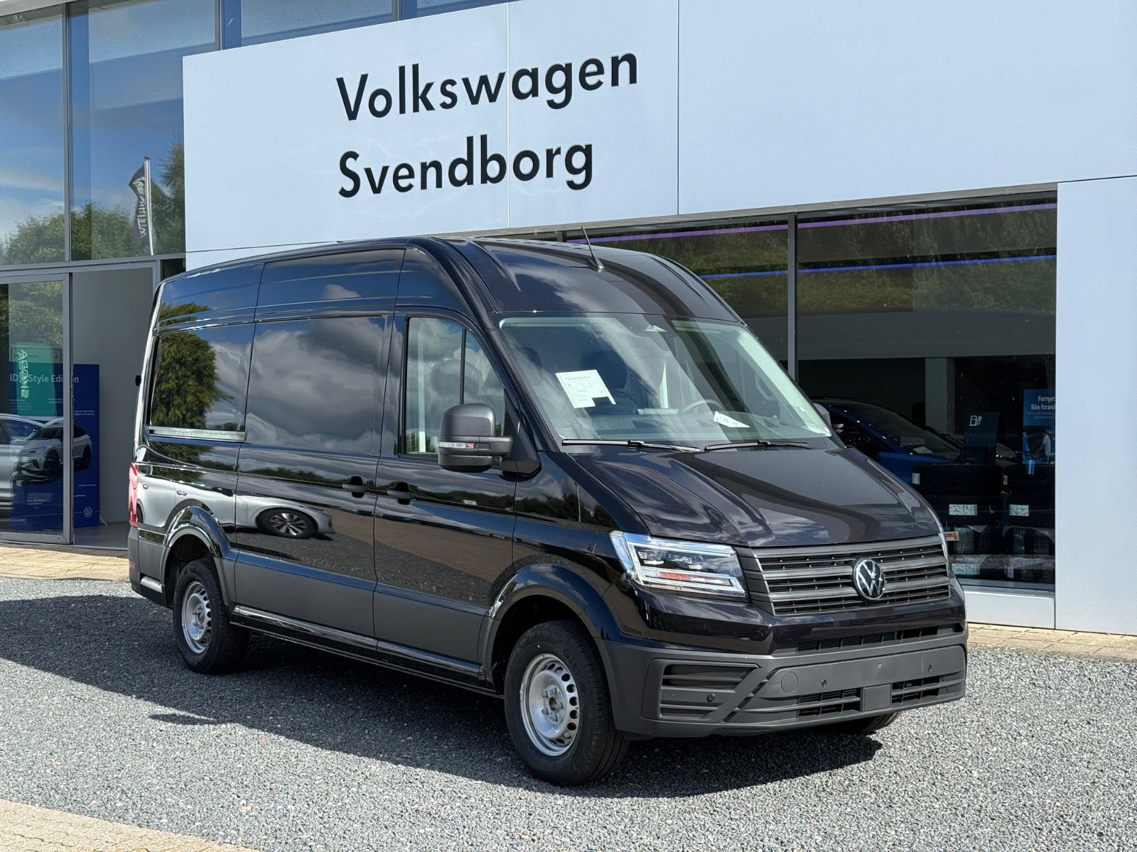VW Crafter 35 2,0 TDi 163 Comfort Kassevogn L3H2 aut. RWD
