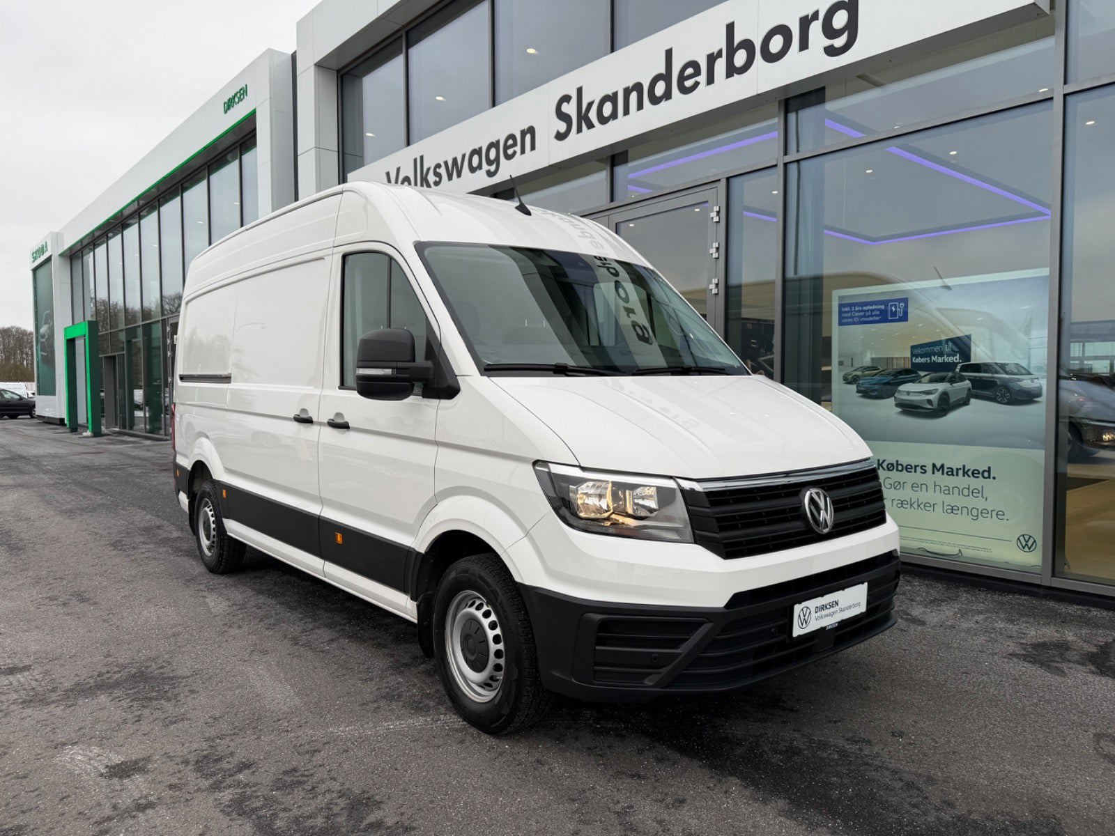 VW Crafter 35 2,0 TDi 177 Kassevogn L3H3 aut.