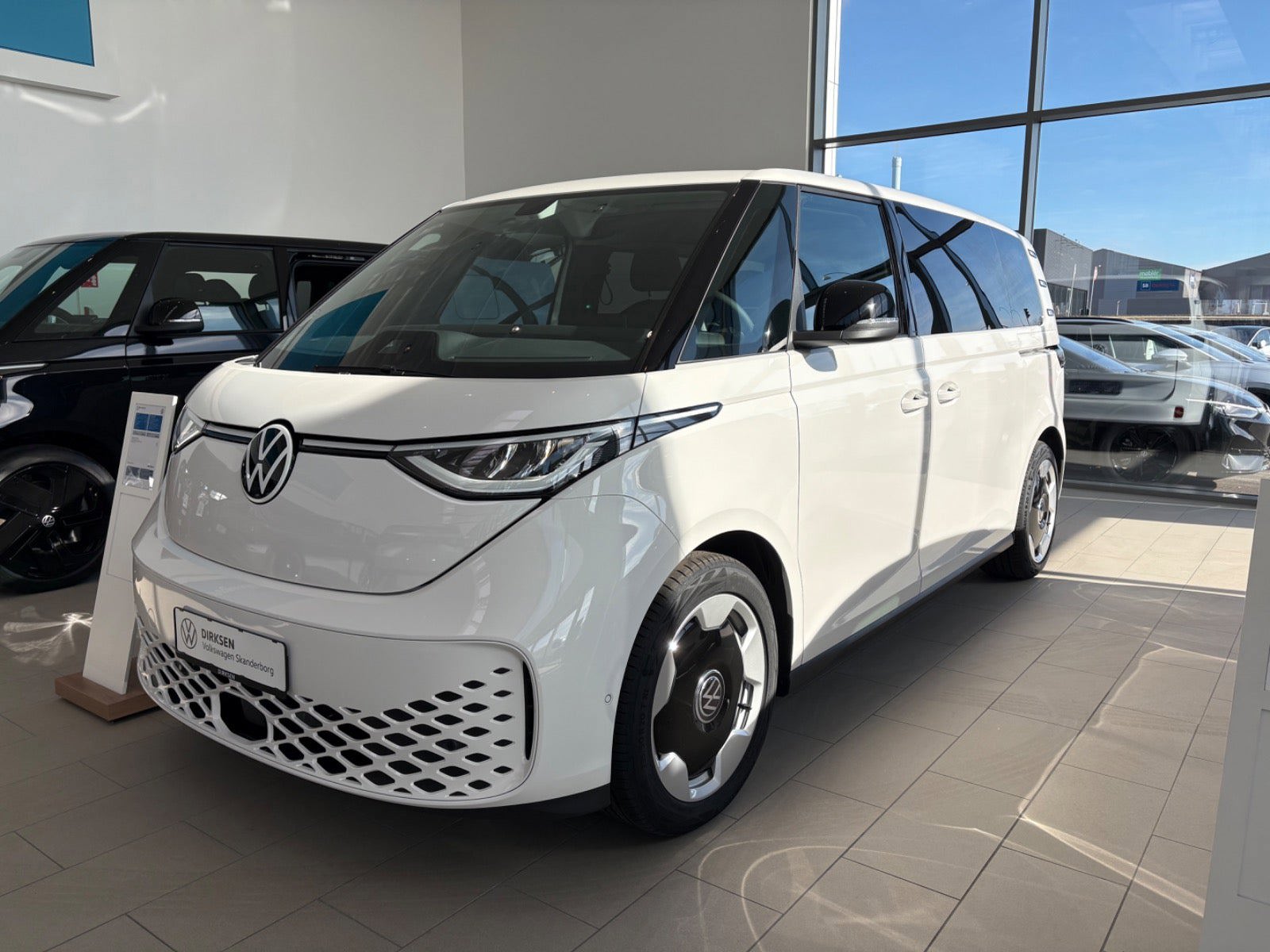 VW ID.Buzz 86 Life+ 6prs LWB