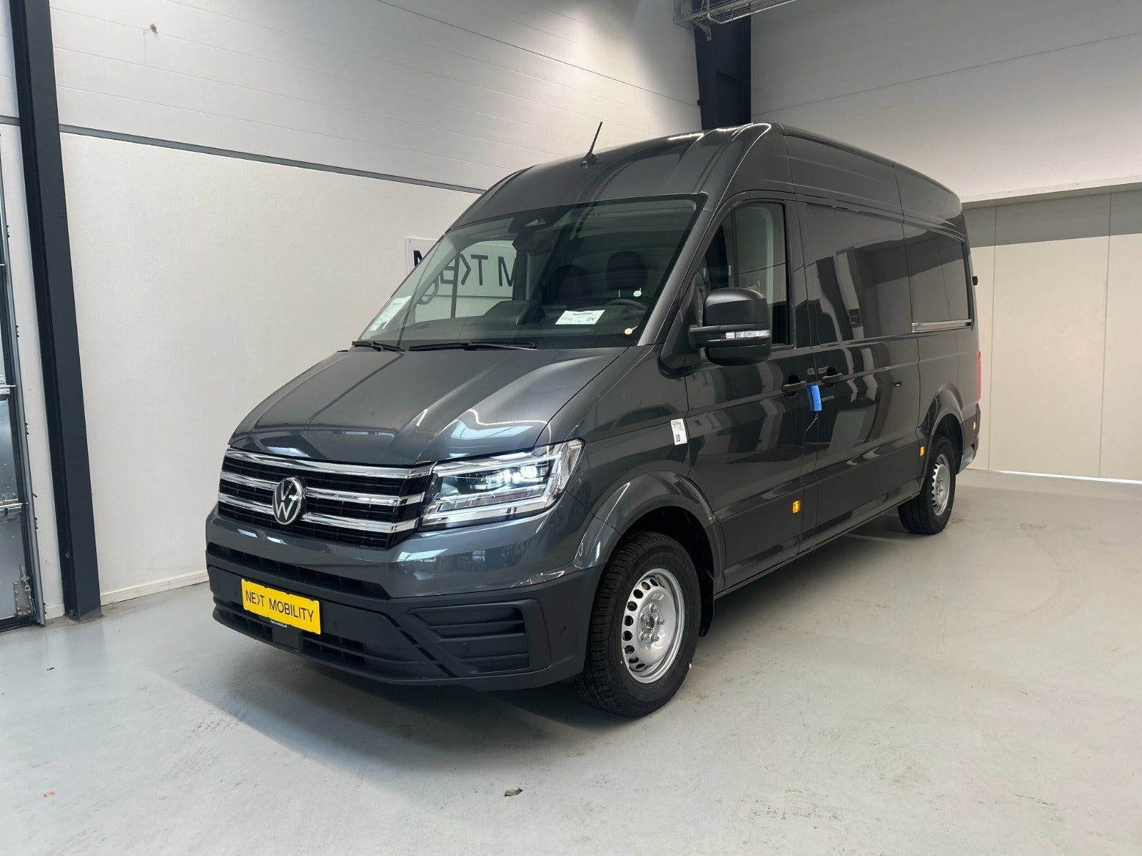VW Crafter 35 2,0 TDi 163 Comfort Kassevogn L3H2 aut. RWD