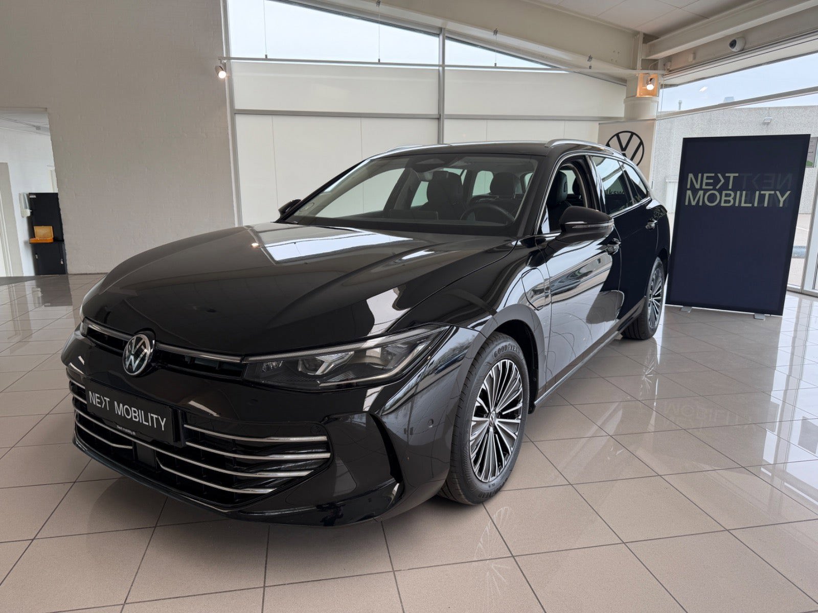 VW Passat 1,5 eHybrid Elegance Variant DSG