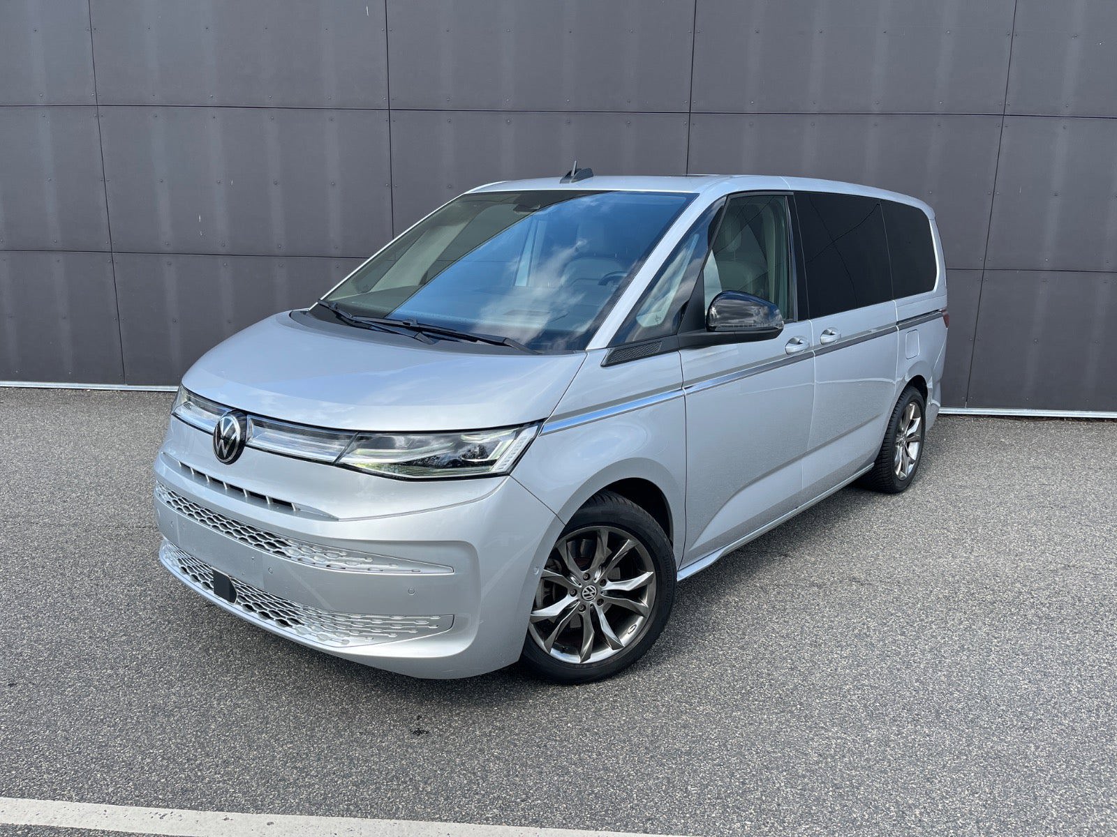 VW Multivan 1,4 eHybrid Style DSG lang