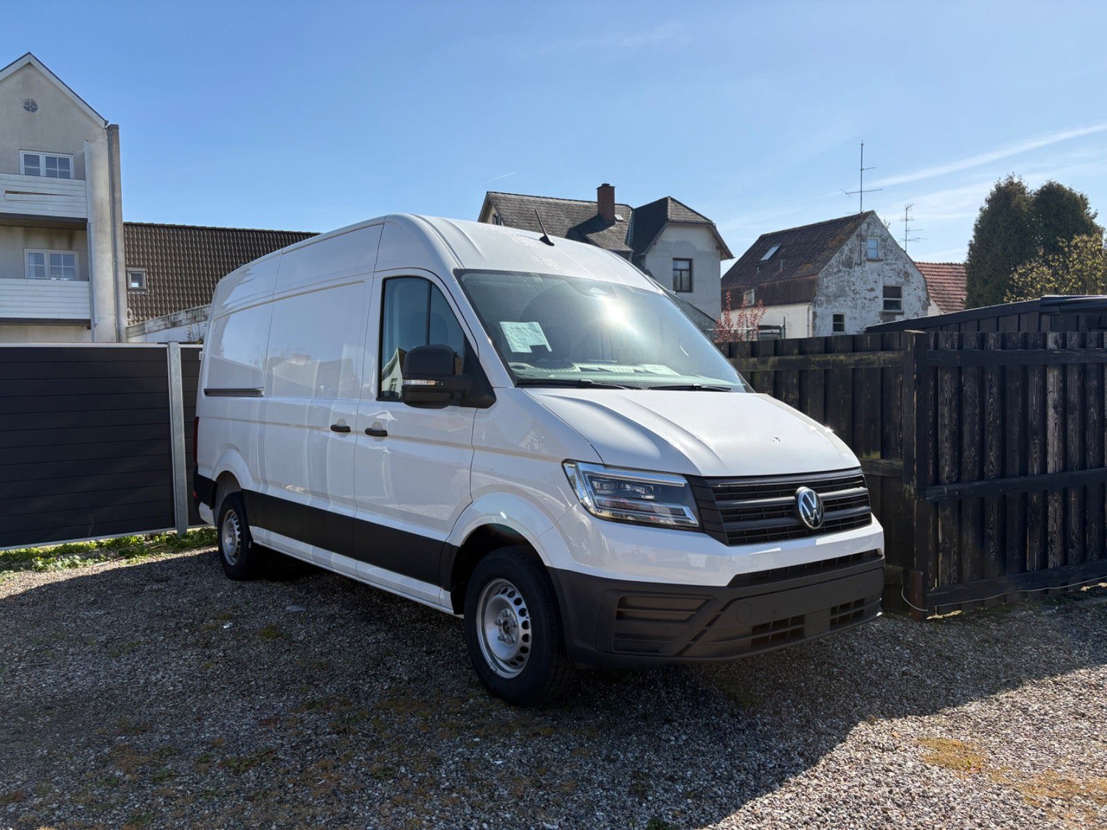 VW Crafter 35 2,0 TDi 177 Comfort Kassevogn L3H2 aut.
