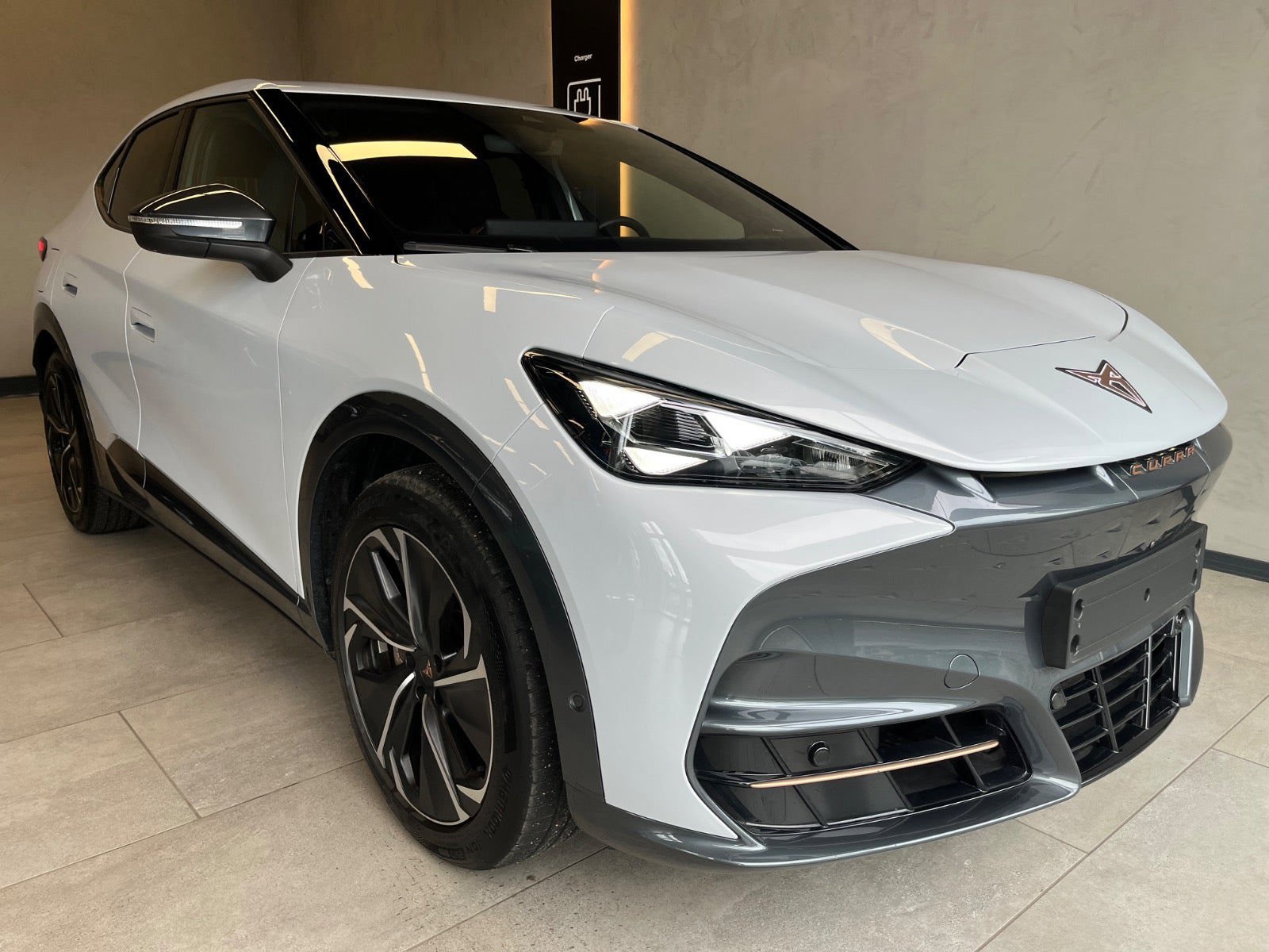 Cupra Tavascan 77 Immersive