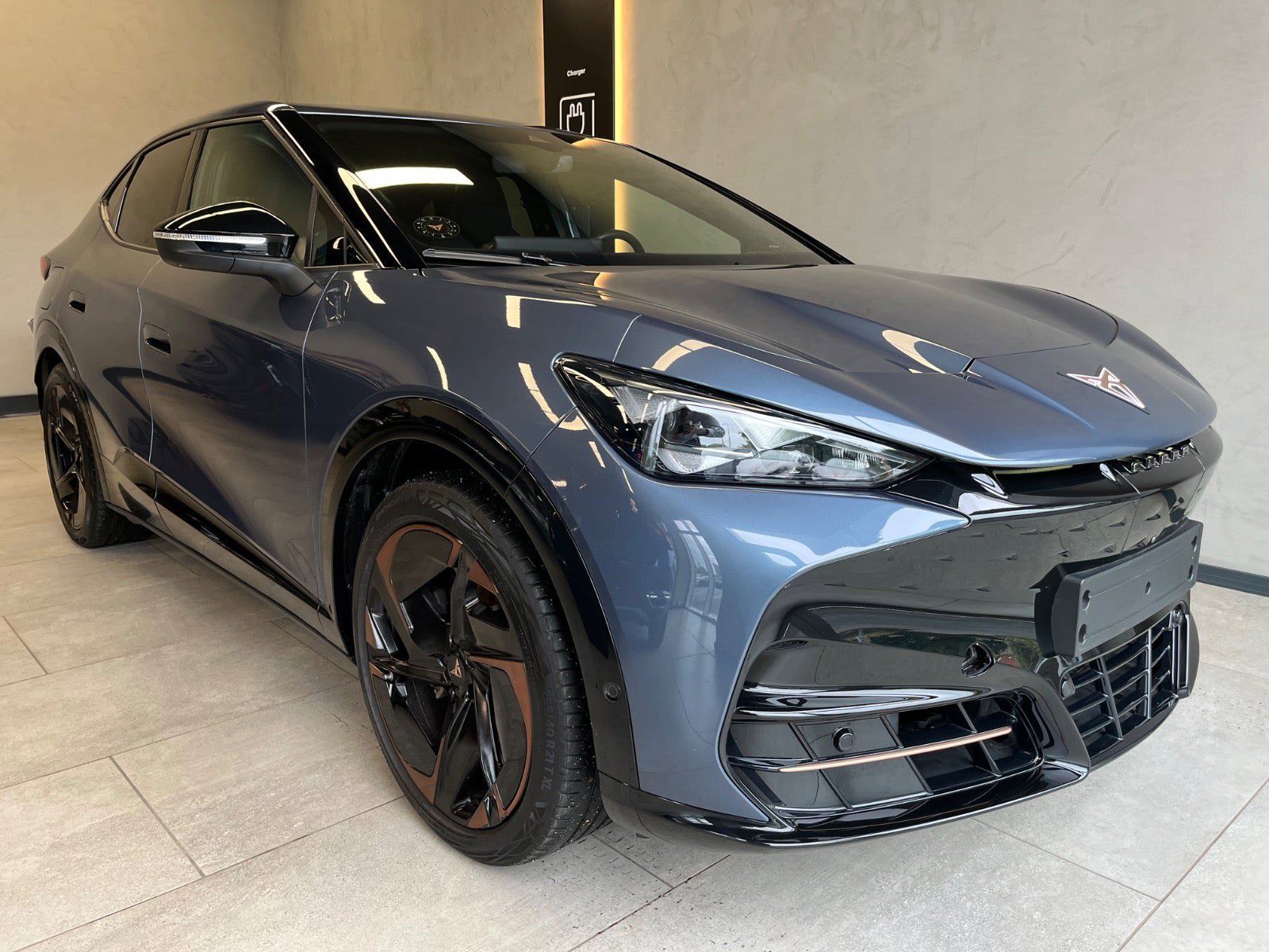 Cupra Tavascan 77 VZ Adrenaline