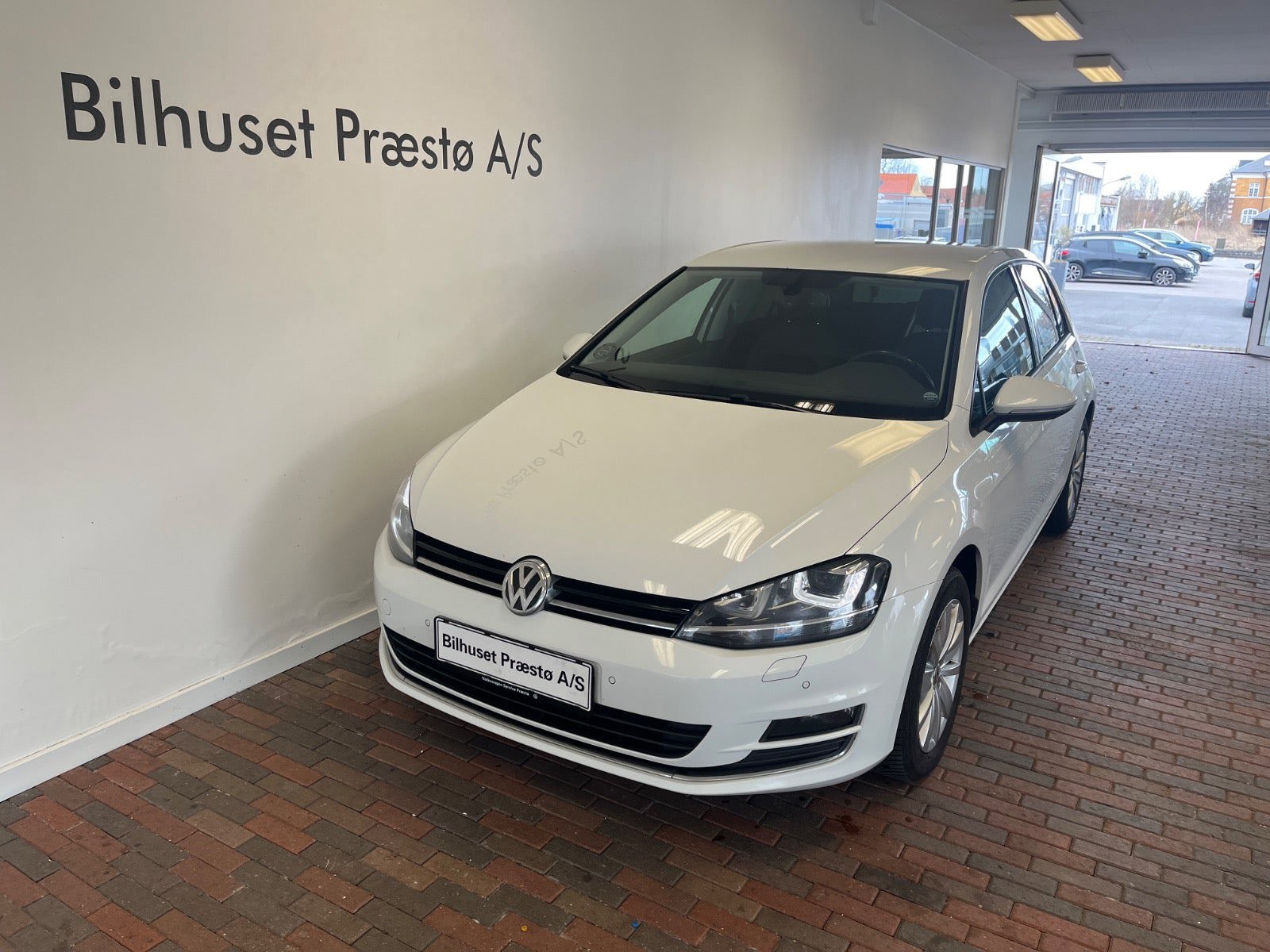 VW Golf VII 1,6 TDi 105 Highline DSG BMT Van