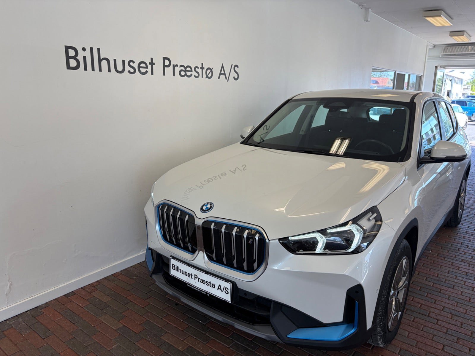 BMW iX1 xDrive30