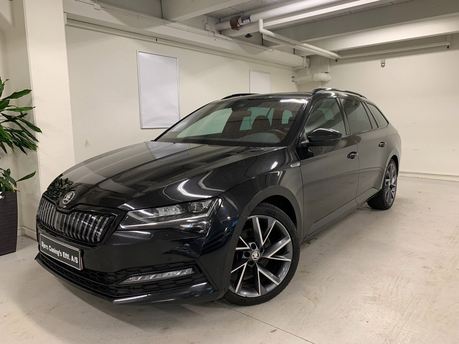 Škoda Superb 1,4 TSi iV Sportline Combi DSG