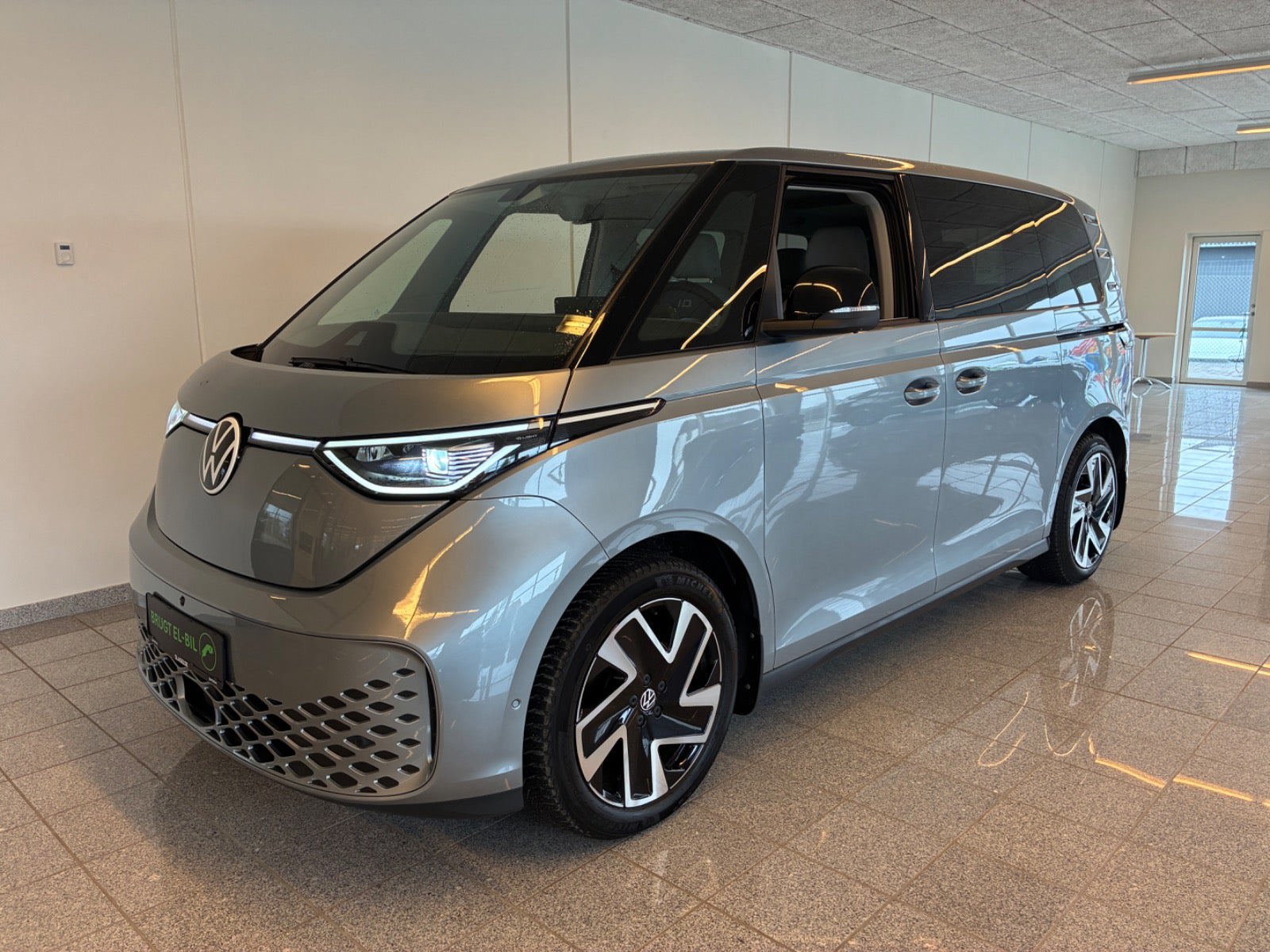 VW ID.Buzz 77 Style SWB