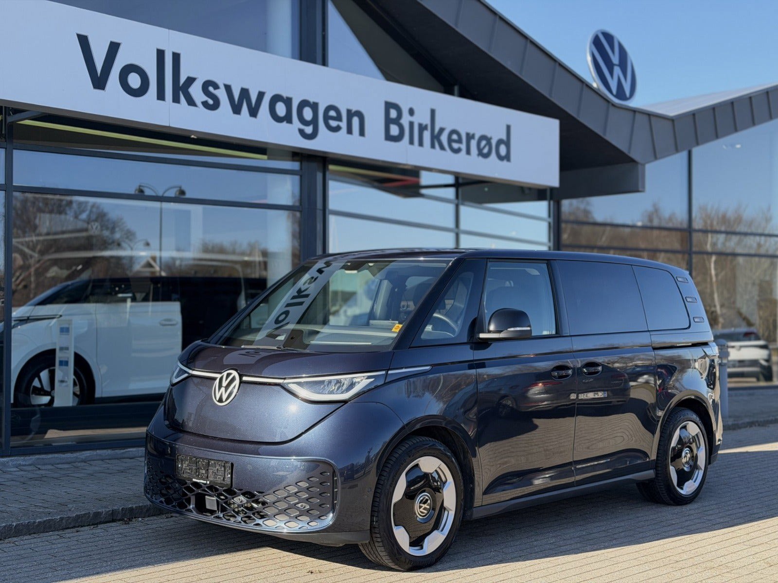 VW ID.Buzz 77 Life SWB