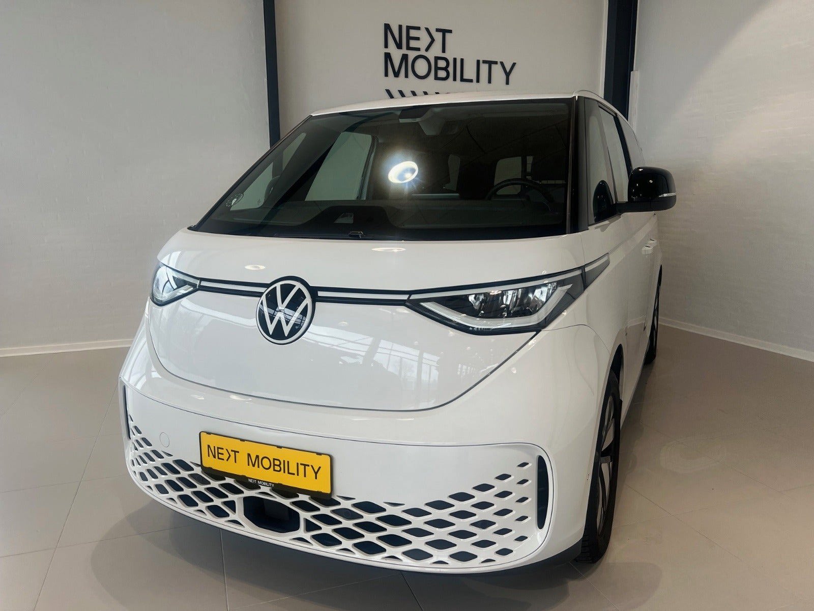 VW ID.Buzz 77 Life Van