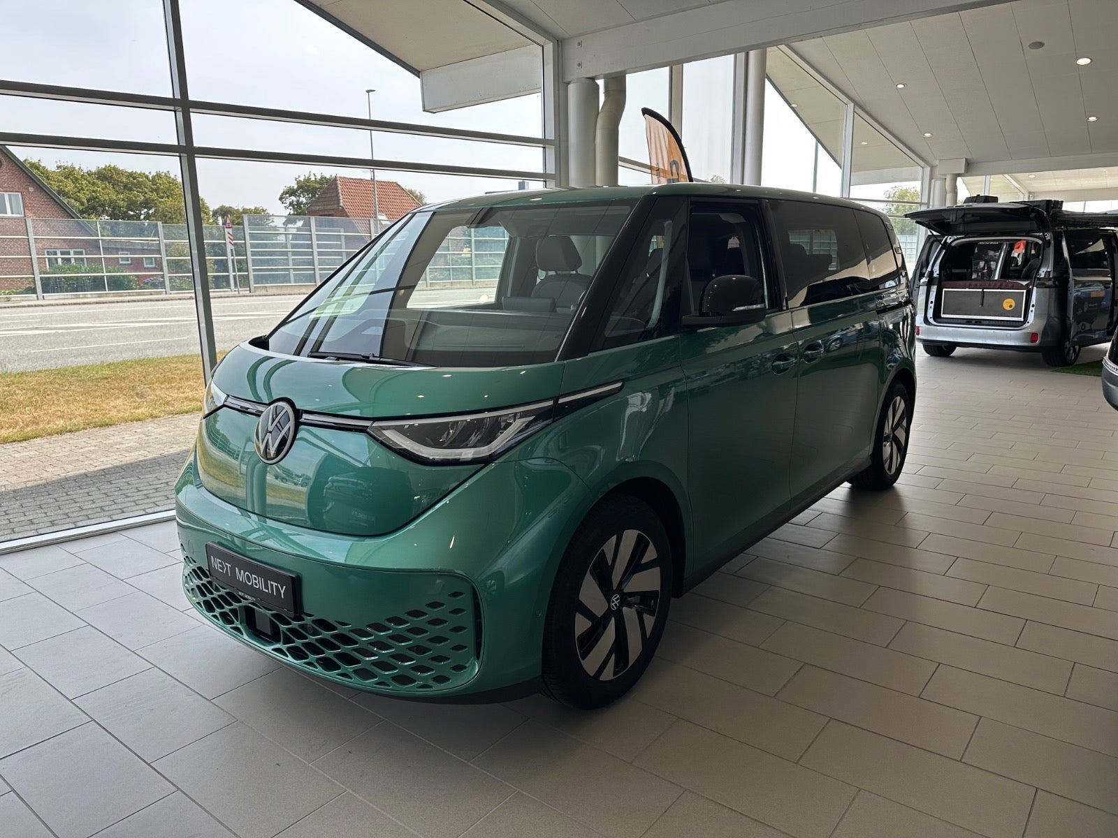 VW ID. Buzz 86 Life 7prs LWB
