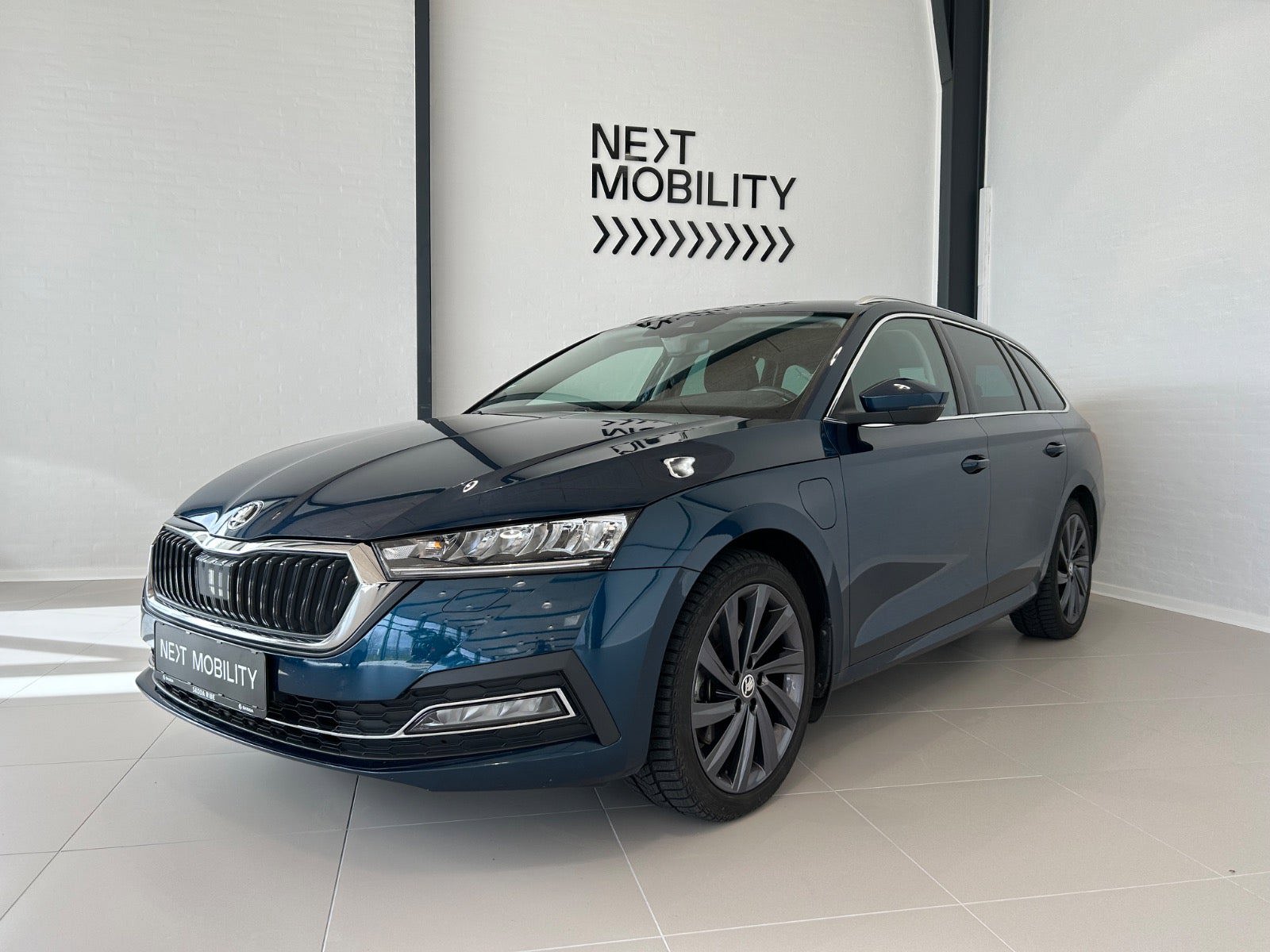 Škoda Octavia 1,4 TSi iV Plus Combi DSG