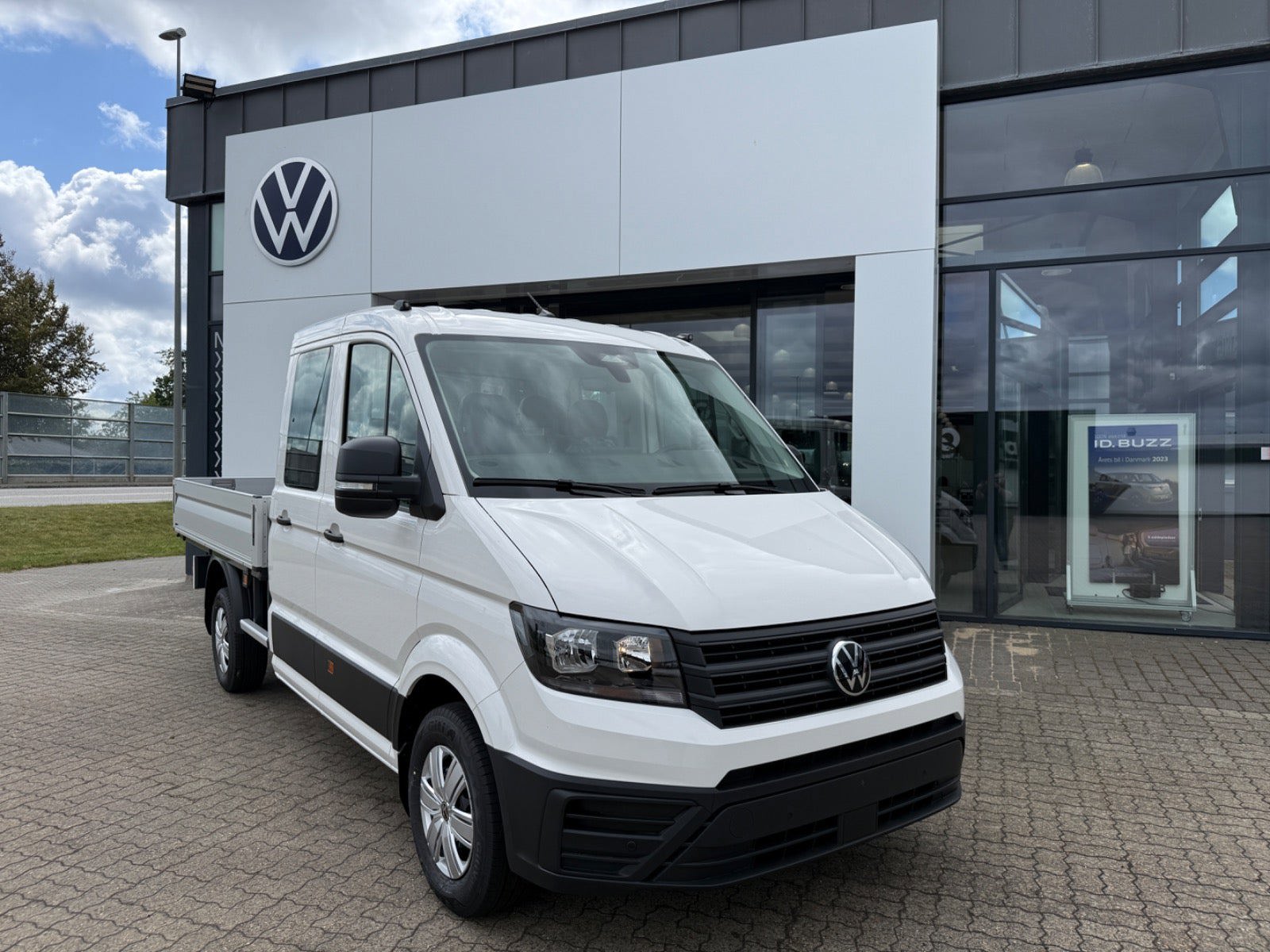 VW Crafter 35 2,0 TDi 163 Db.Kab m/lad L3 aut. RWD